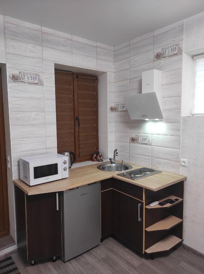Таунхаус Біля Жд Вокзала Winnyzja Exterior foto
