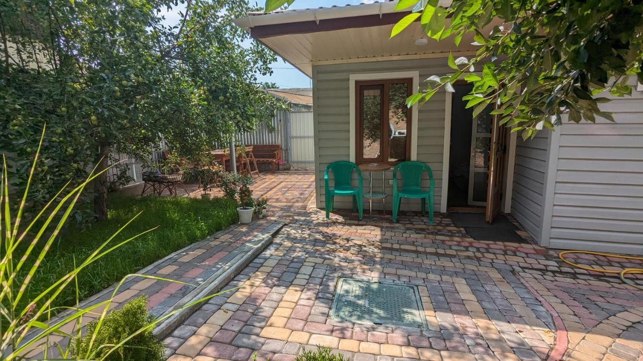 Таунхаус Біля Жд Вокзала Winnyzja Exterior foto